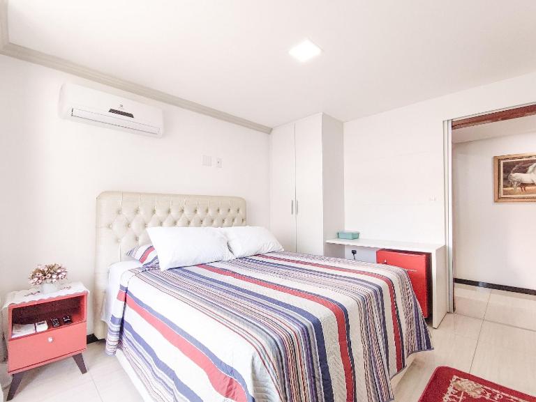 Suíte Aconchegante a uma quadra rua de Lazer - B&B Domingos Martins