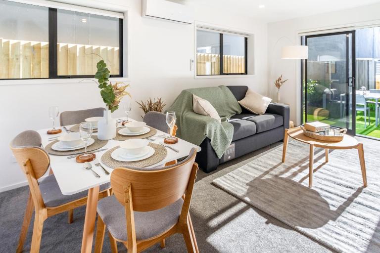 Modern Townhouse Cashel Street 2 bed 2 bath - B&B Christchurch