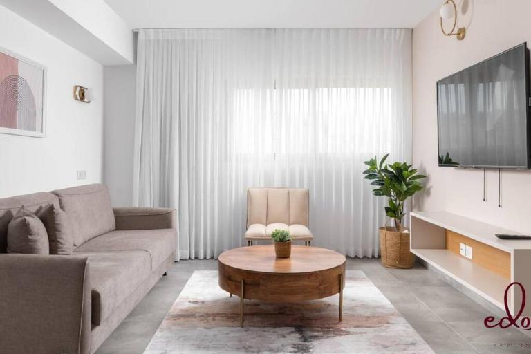 דירה משפחתית בסי סייד בריכה מחוממת - By Edomlux - Chambres d'hôtes Eilat