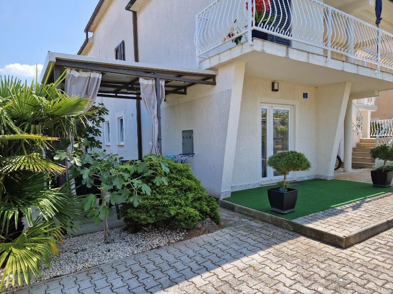 Beachfront Studio Palma - B&B Umag