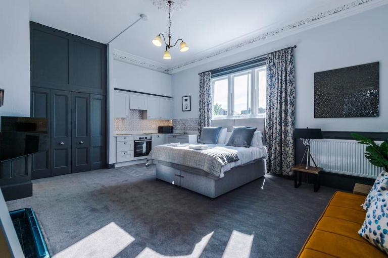 Supersized Studio in Chester - B&B Chester