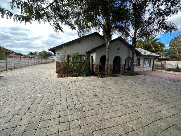 Cornerstone Guest House - B&B Polokwane