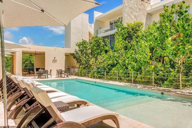 Santamar by Tao Beach Condos with Pool & Walk to Ocean - B&B Akumal