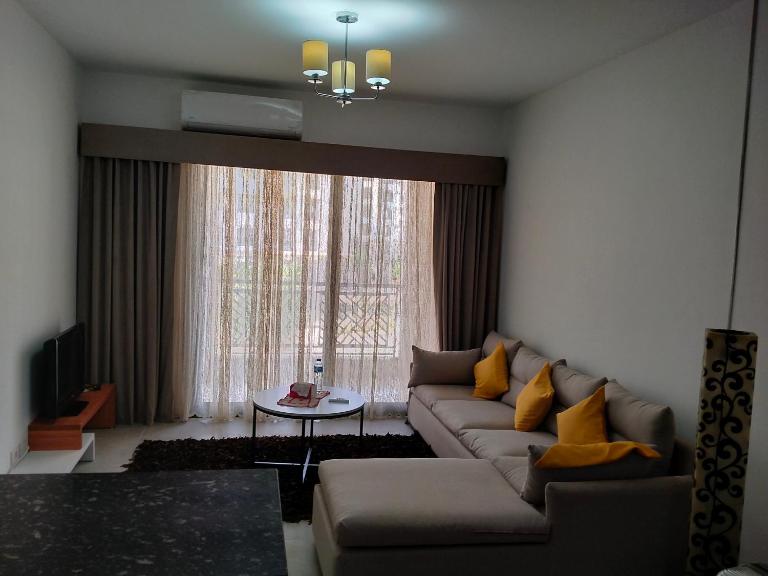 New Capital Celia apartment - B&B Madīnat al Amal