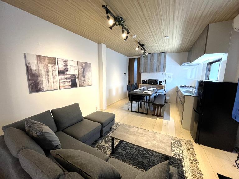Naos House Osaka 4 New Open 一軒家貸切 - B&B Osaka