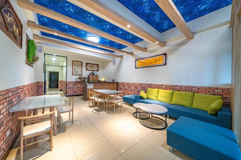台南安平迎家樂電梯民宿 - B&B Anping District