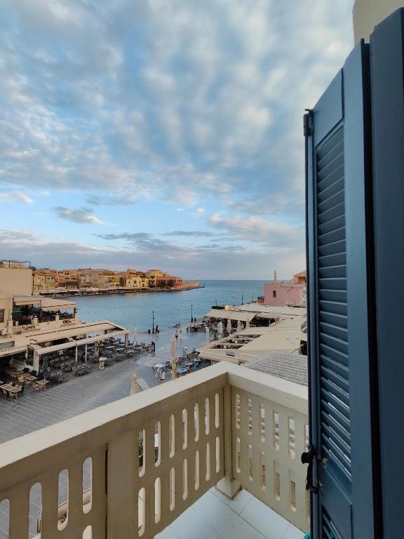 Old Port - Bellavista Studio - B&B La Canea