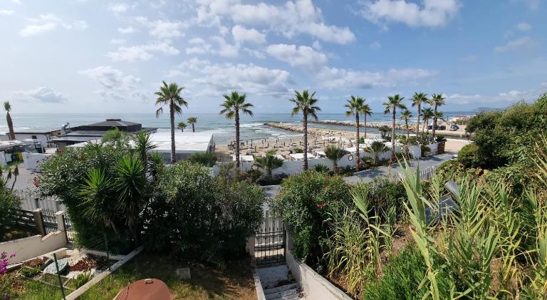 LA VILLA fronte SPIAGGIA BANDIERA BLU - B&B Sperlonga