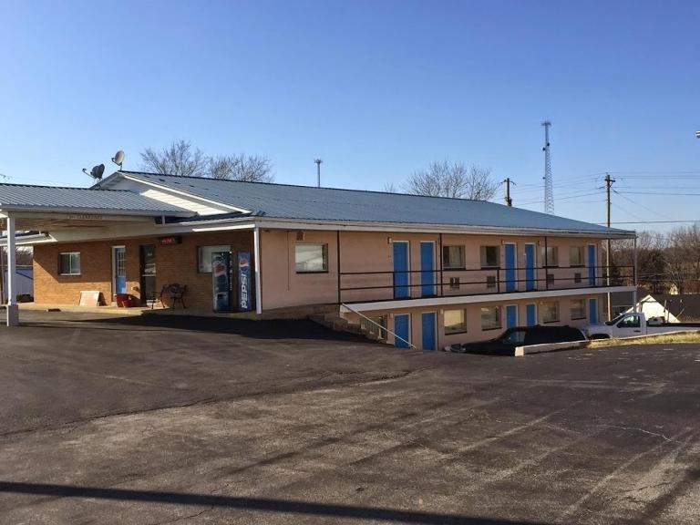 Budget Inn Motel - B&B Bourbon