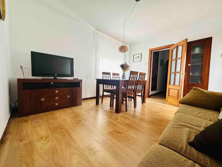 Cal Boix Apartamento - B&B Tremp
