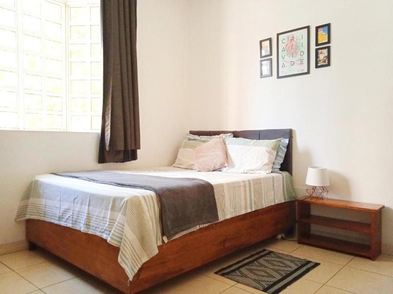 Suíte com banheiro super espaçosa - B&B São Paulo