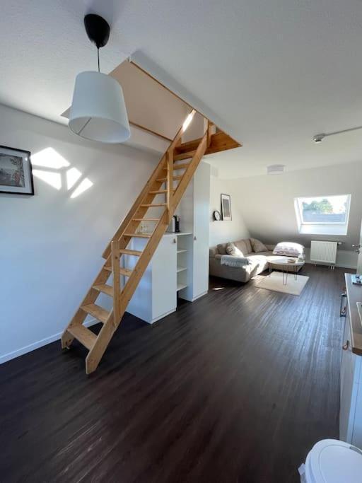 Gemütliche Dachgeschosswohnung in Mönchengladbach - B&B Mönchengladbach