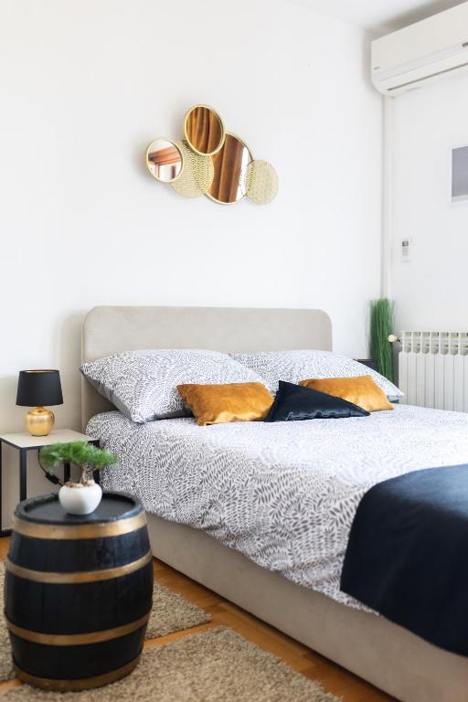 Bonsai - B&B Zagreb
