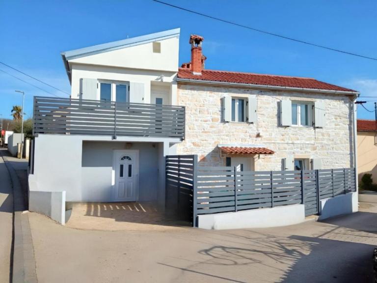 Apartment Valentino - B&B Vabriga