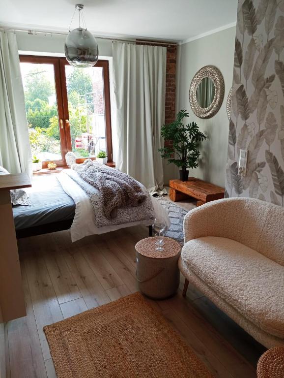 Urocze Studio 7 z parkingiem - Ferienwohnung Kattowitz
