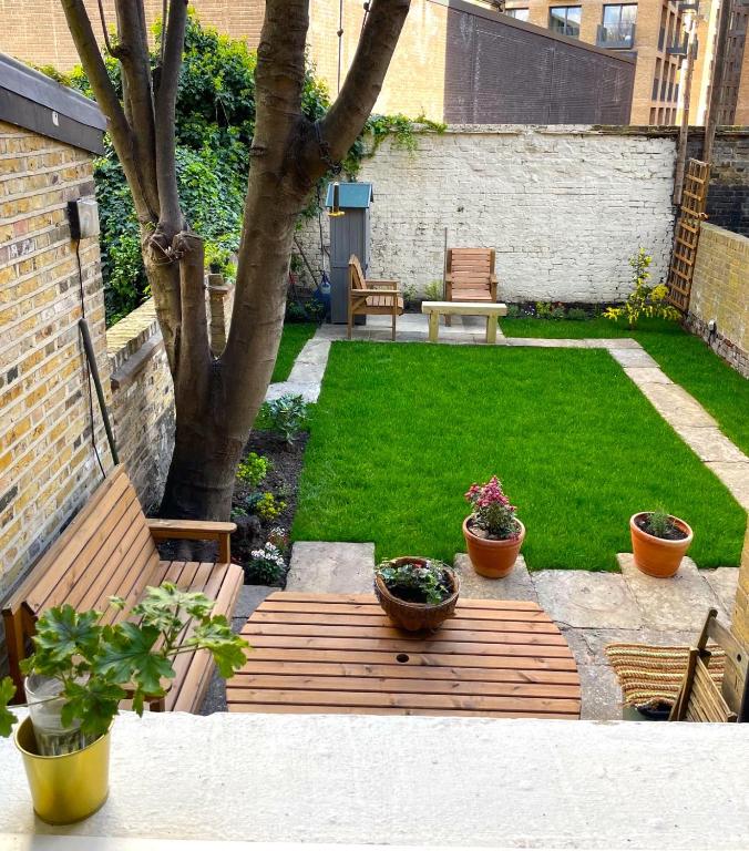 2 Bedroom Garden Flat /Kings Cross, Central London - B&B Londra