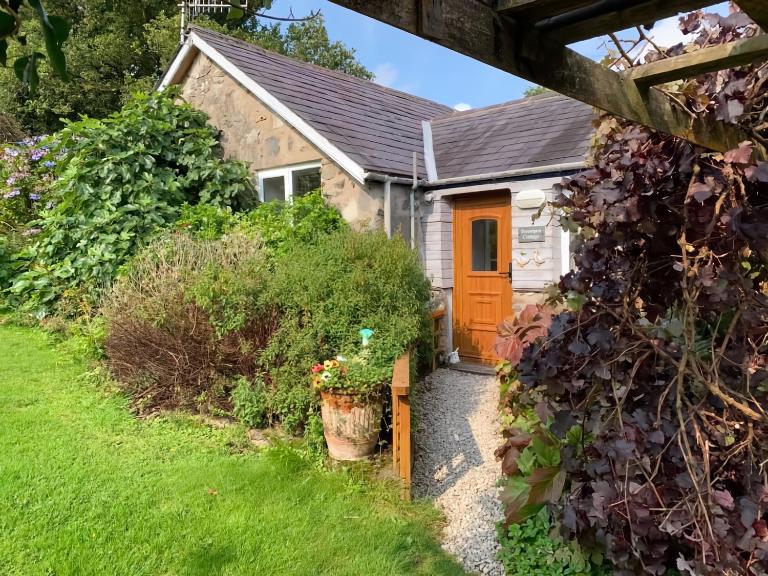 Cozy Cottage - Near Brew Pub / Snowdonia National Park. - B&B Caernarfon