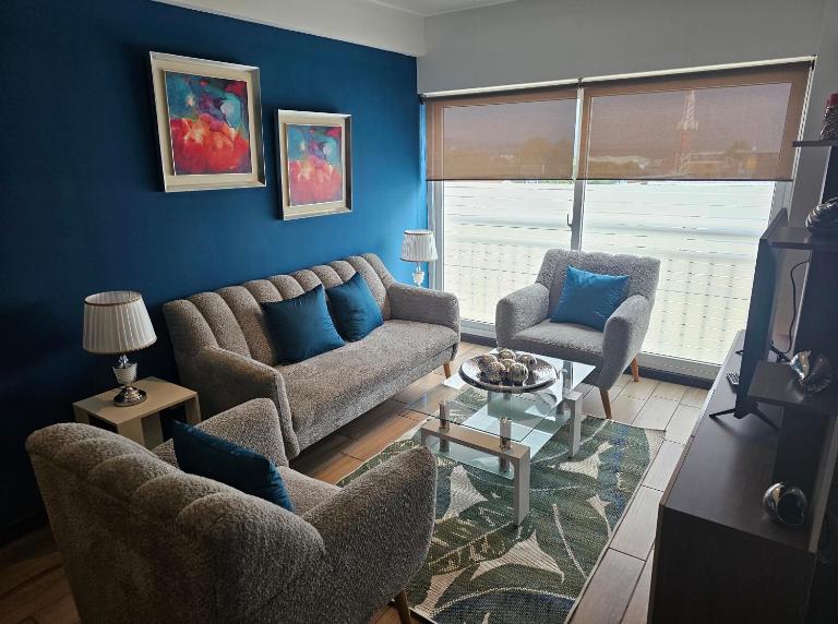 Torre Pamplona 402 -Comodo Apartamento Cerca Aeropuerto Aurora - B&B Guatemala City