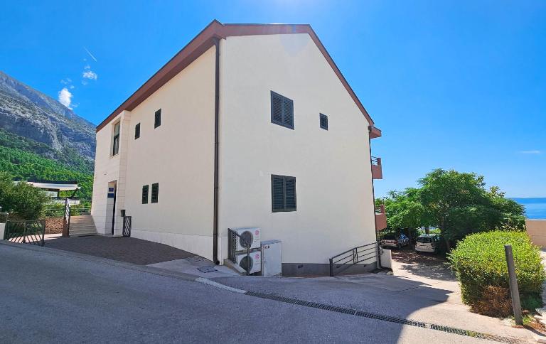 Apartments Vuković Vanja - B&B Makarska