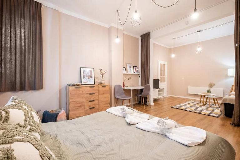 Top Centre 1 Bedroom Apt next to Vitosha Blvd. - B&B Sofia