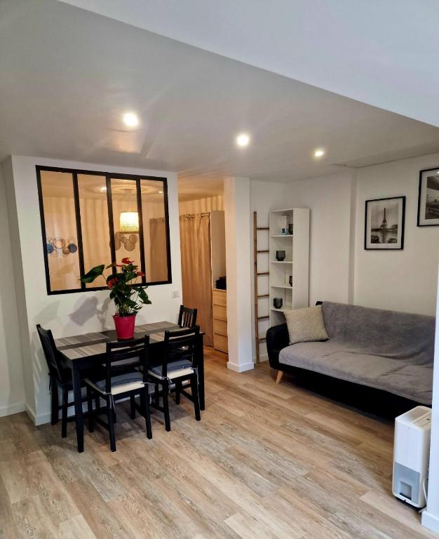 Charment studio proche Paris 15 - Bed and Breakfast Malakoff