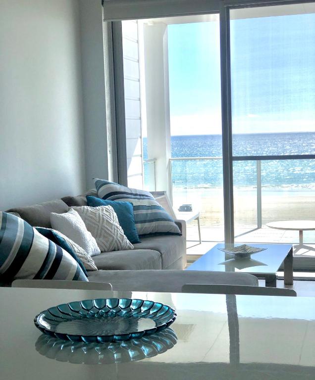 Luxury beachfront apartment - B&B Moonie