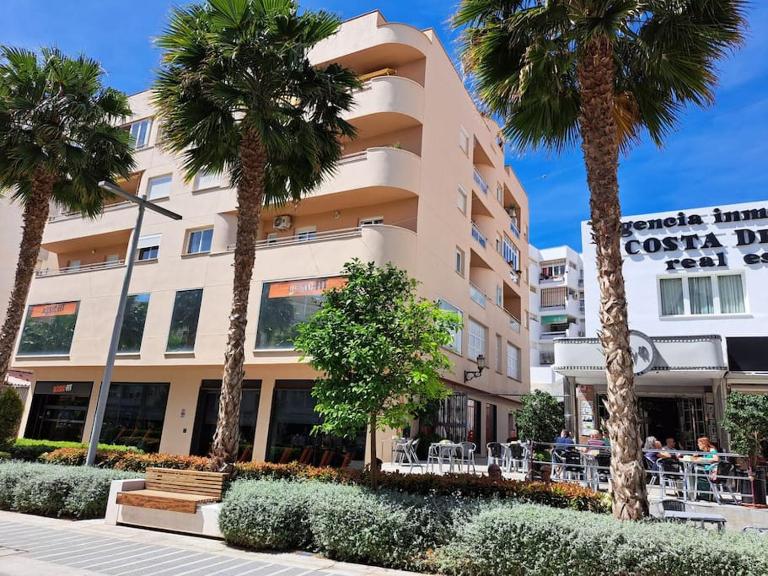 Apt in central Torremolinos, Av Palma de Mallorca Nº 12 - B&B Torremolinos