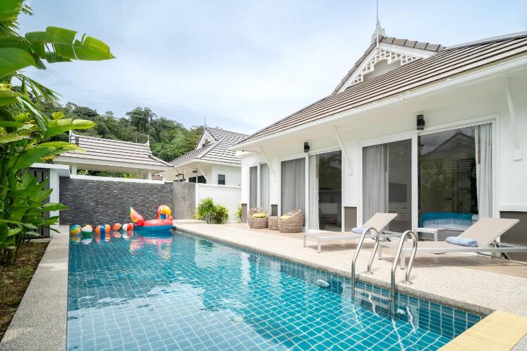 Kamala Garden View Villa 3 Bdr - Chambres d'hôtes Ban Kamala