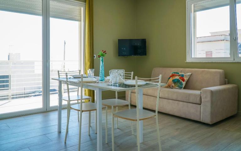 Aragosta Apartment - Sea View, a few steps from the beach - B&B Villaggio San Leonardo
