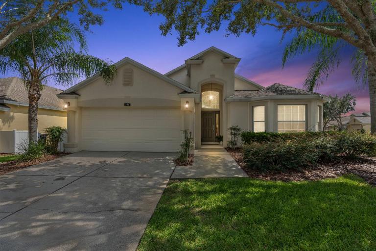 Cozy 4 Bedrooms Next to DisneyPrivate Pool - Bed and Breakfast Davenport