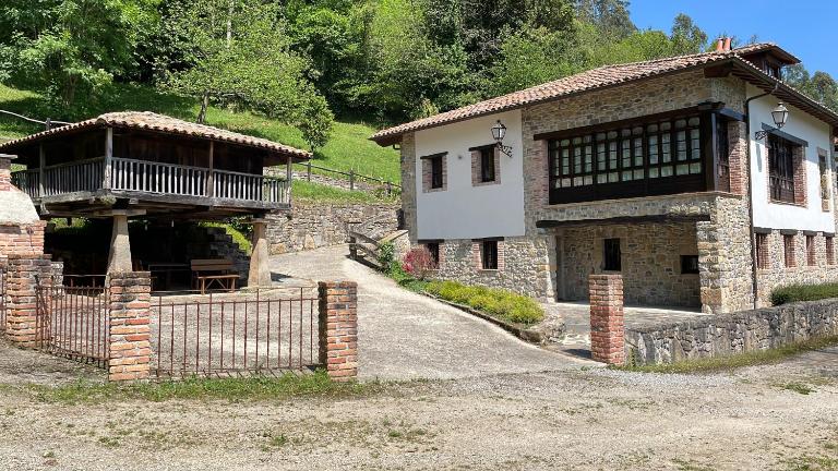 LA QUINTA DE PUELLES - B&B Ambás