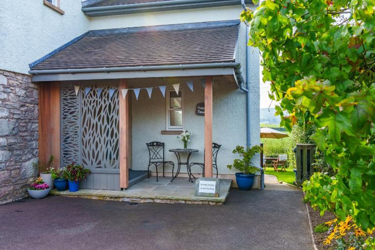 Stones Throw - Ferienwohnung Grayrigg
