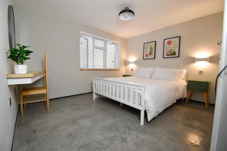 Modern Apartment Central Woodstock with Parking - B&B Woodstock