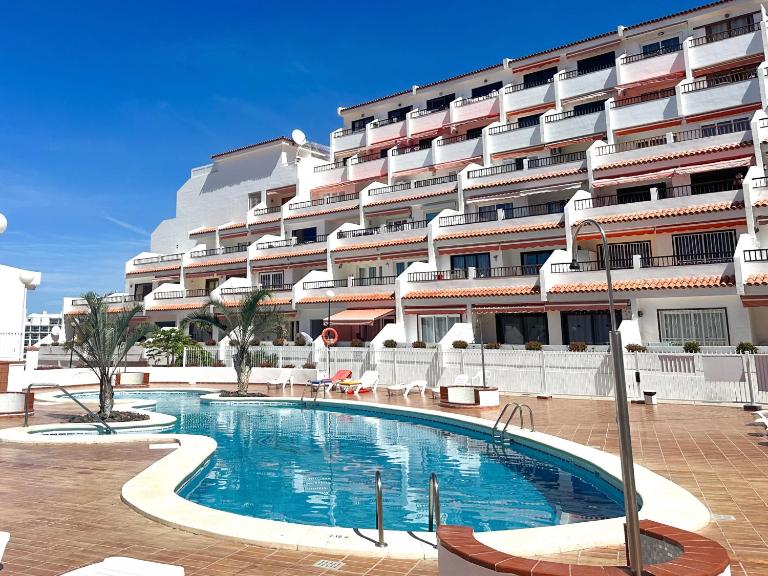 Apartment in Ocean Park II, Costa Adeje, Tenerife - B&B Adeje