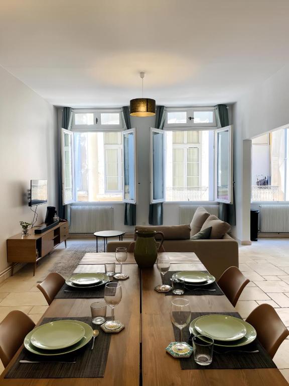 Grand T3 rénové climatisé - Coeur de Montpellier - B&B Montpellier