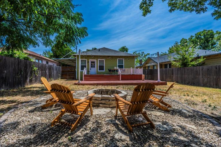 Charming Craftsman close by Bishop Arts & Downtown - B&B Dallas