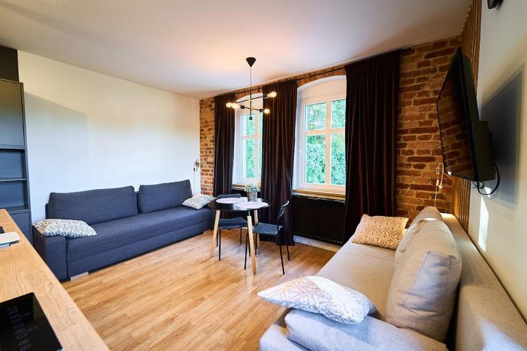 Marel-Apartament w parku Emma 6A Polanica Zdrój - Chambres d'hôtes Polanica-Zdrój