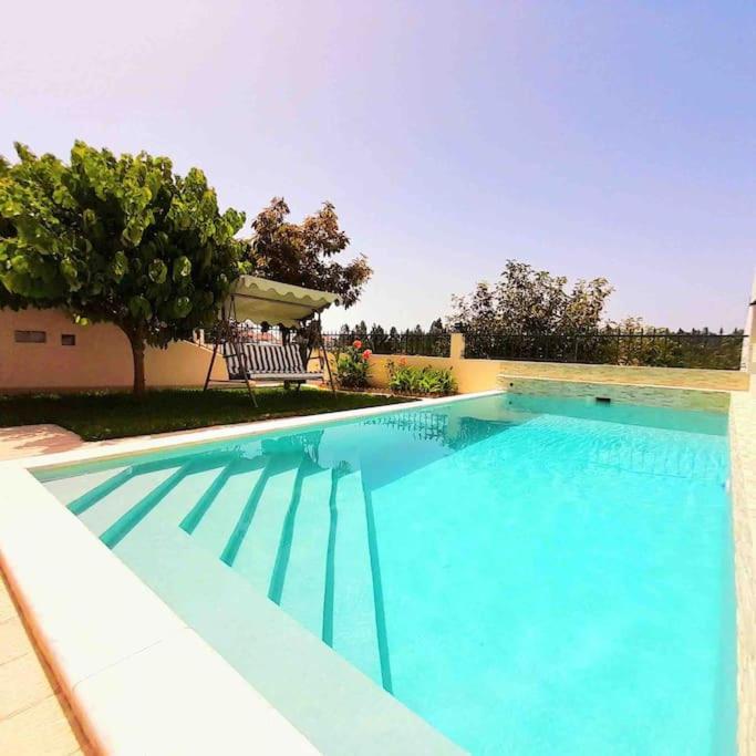 Paradise House - Apartment in Villa with private pool and private garden - Ferienwohnung Abrantes