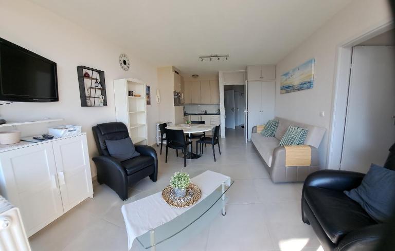 App KLIF De Panne - top location & sea front !! - Bed and Breakfast De Panne