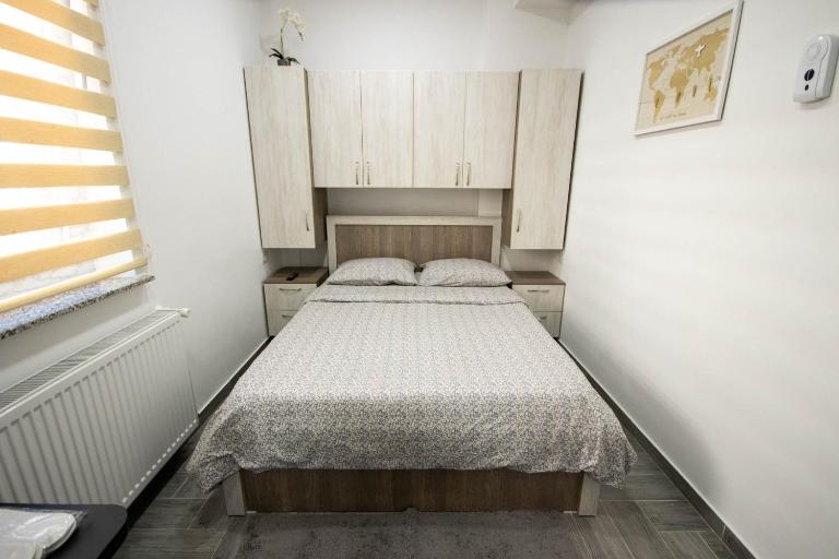 AStar Apartments - SMALL - Chambres d'hôtes Rădăuţi