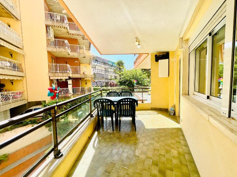 Costa Daurada Apartaments - CIBELES - B&B Salou