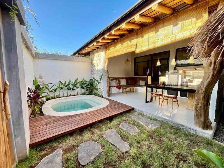 Angatu Villas 2 - Ferienwohnung Uluwatu