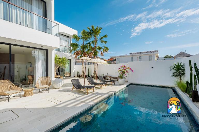 Villa Doma - by Unicorn Villas Bali - B&B Canggu