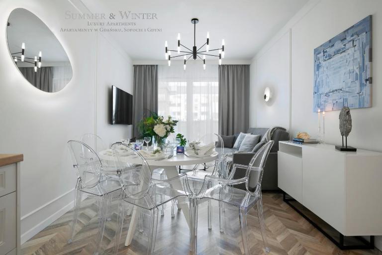 SummerWinter - Family Luxury Art Apartment, 2 Bedrooms & Sofa & Parking - B&B Gdansk
