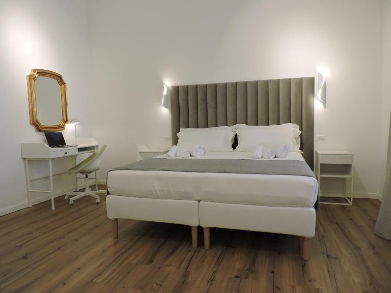 Garibaldi 52 Exclusive Apartments - Ferienwohnung Bari