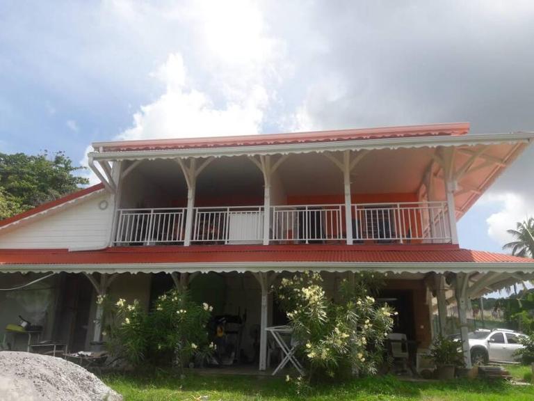 Location saisonnière bel appartement - B&B Les Trois-Îlets