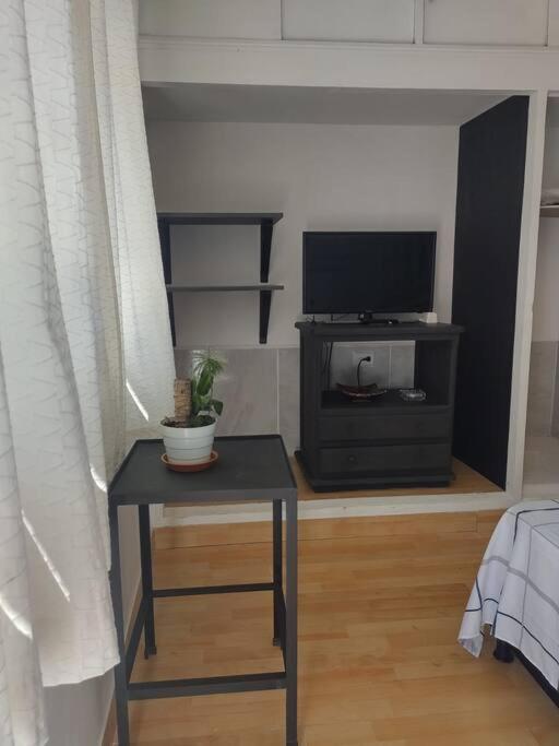 Acogedor Apartaestudio Santa Fe - Ferienwohnung Medellín