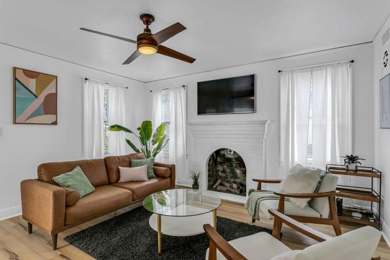 Suite Spot Bungalow near Downtown - B&B Tampa
