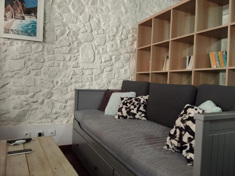 Studio - hypercentre - WIFI et Clim - B&B Tolón