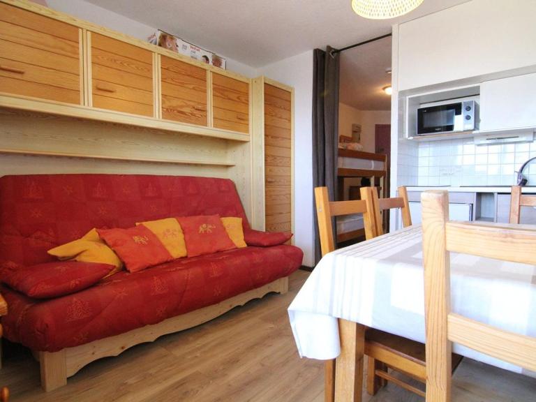Studio confortable pour 4 personnes à L'Alpe d'Huez avec balcon, proche commerces et pistes - FR-1-405-32 - Chambres d'hôtes L'Alpe d'Huez